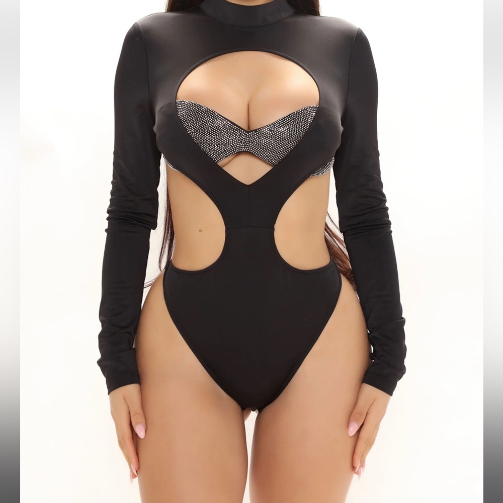 BNWT Fashion Nova Black Bodysuit with Rhinestone Bra